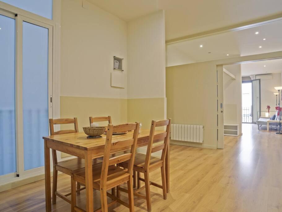 ¡Apartamento En El Centro De Barcelona! Экстерьер фото