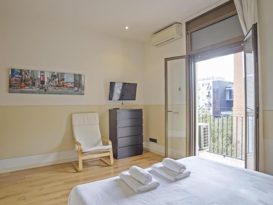 ¡Apartamento En El Centro De Barcelona! Экстерьер фото